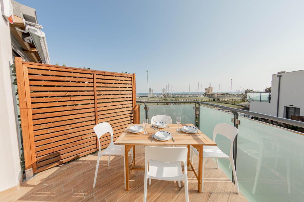 H11 Luxury 12B Porto - Piscina - Jacuzzi Apartment Santo Stefano al Mare Exterior photo